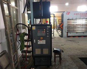 混合干燥機配導(dǎo)熱油爐加熱耗電嘛？